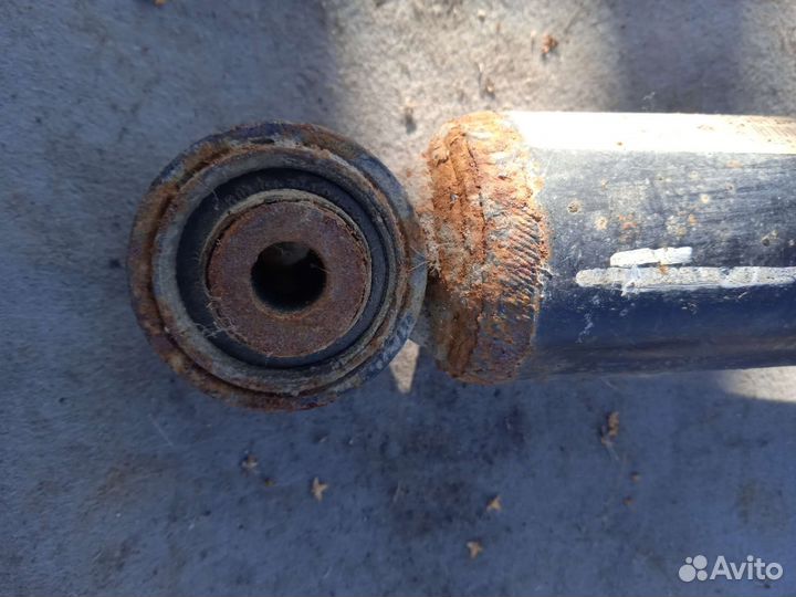 Амортизатор задний VW Touareg.Porsche Cayenne