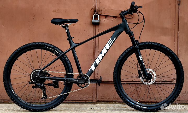 Горный велосипед с гидравлическими тормозами