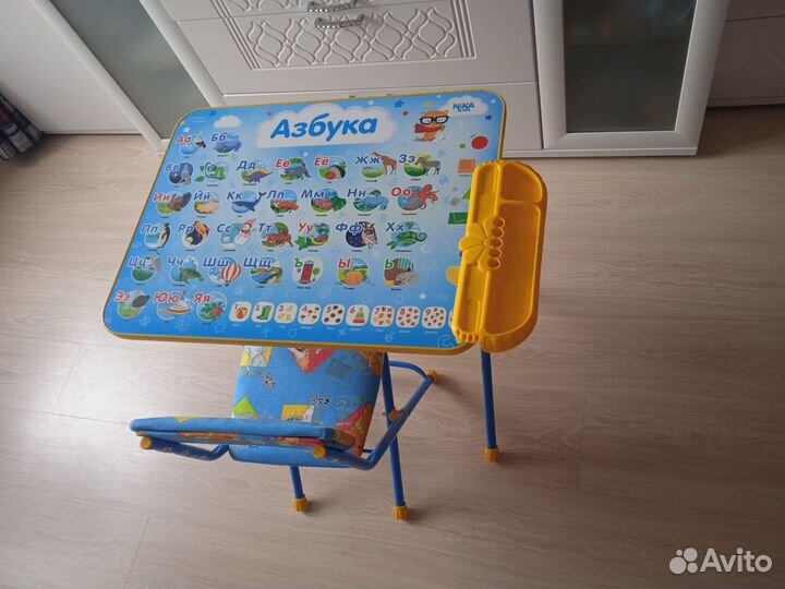 Детский стол и стул