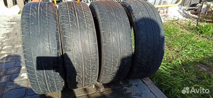 Dunlop SP Sport LM703 215/60 R16 95H