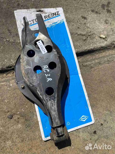 Рычаг задний правый Lexus RC