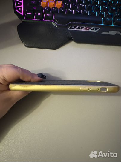 Чехол на iPhone 11 pro max guess