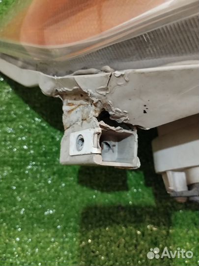 Фара правая Toyota Camry ACV40