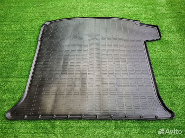 Коврик в багажник Isuzu MU-X II (2020-н.в.)