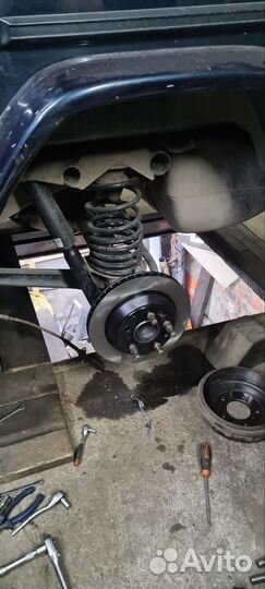 Переходная пластина на дисковые тормоза для W463