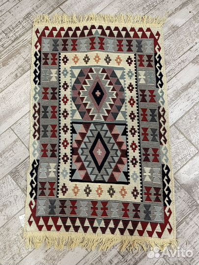 Ковер килим