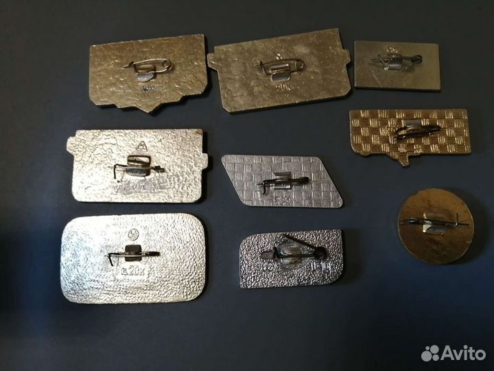 Значки СССР паравозы, машины, самолёты, мопед