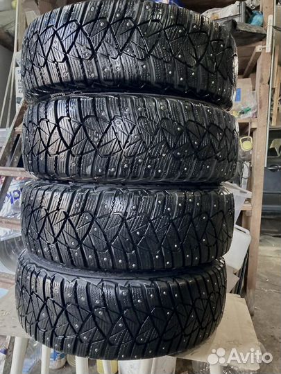 Goodyear Ultragrip 600 205/60 R16 98