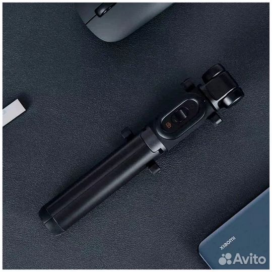 Штатив Xiaomi Mi Selfie Stick Zoom
