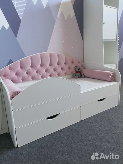 Кровать подростковая