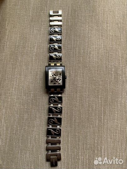 Часы swatch