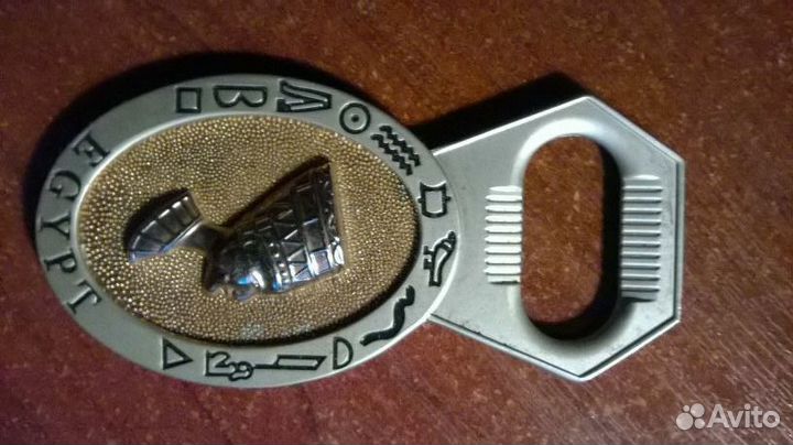 Брелок-открывашка с магнитом Египет