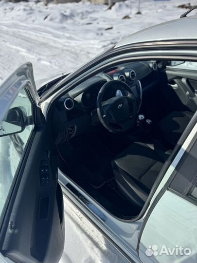 LADA Granta 1.6 МТ, 2015, 155 000 км