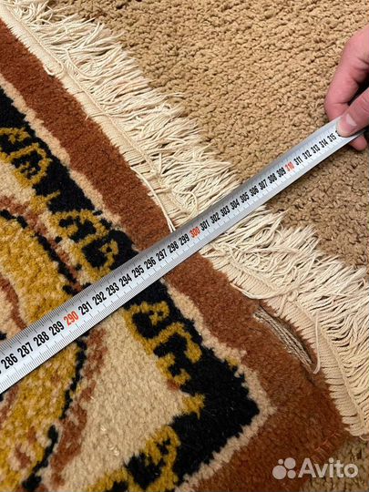 Ковер шерстяной