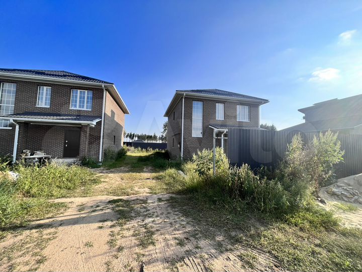 Коттедж 146 м² на участке 5 сот.