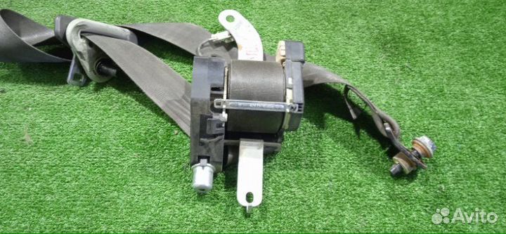 Ремень безопасности Nissan Micra