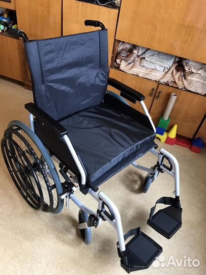 Инвалидная коляска новая