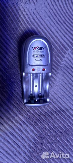 Зарядное устройство для пальчиковых батареяк