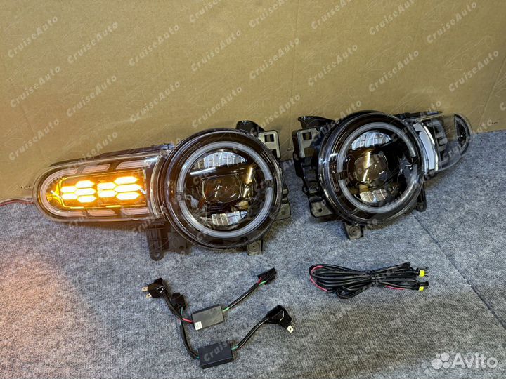 Фары Toyota FJ Cruiser светодиодные яркие LED