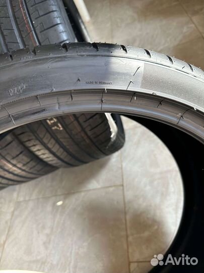 Pirelli P Zero PZ4 275/35 R23 и 315/30 R23