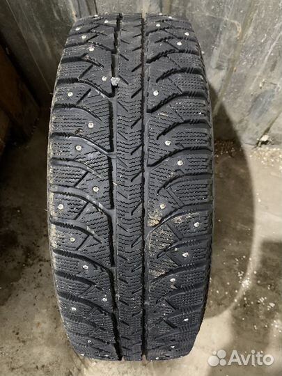 Bridgestone Ice Cruiser 7000 195/65 R15 91T