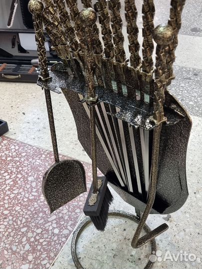 Набор шампуров+ щит+набор для камина