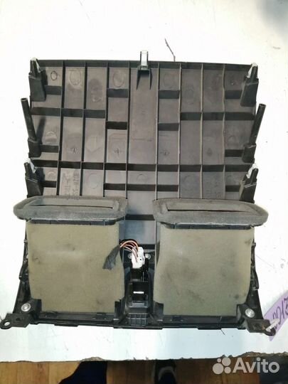 Накладка на торпедо центральная Mazda 3 BK