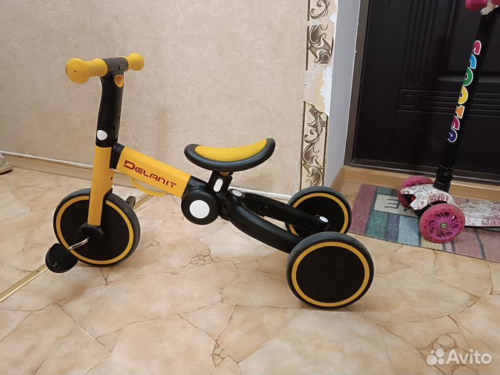 Беговел велосипед 2 в 1