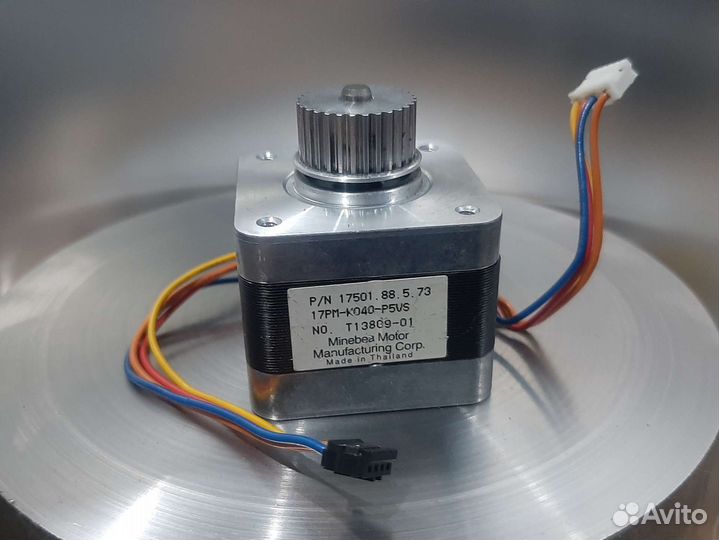 Привод шаговый двигатель