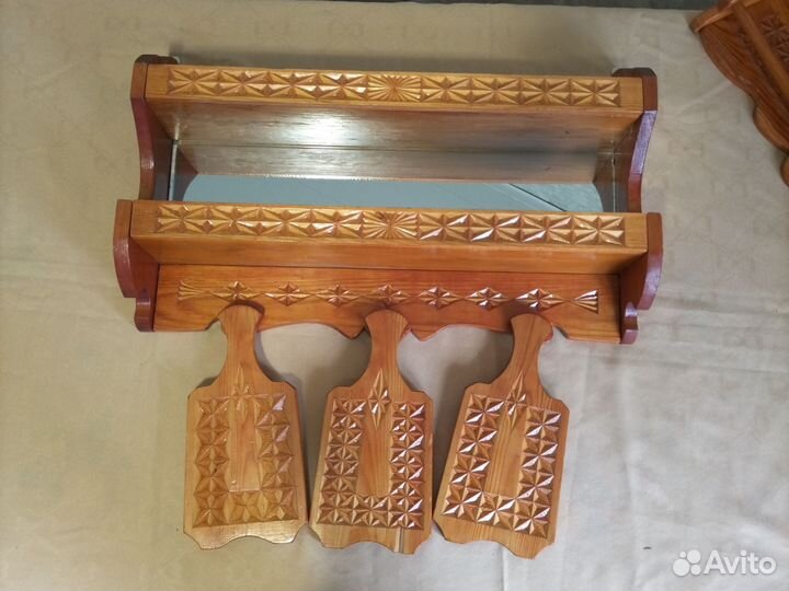 Набор полок кухонных из дерево резные