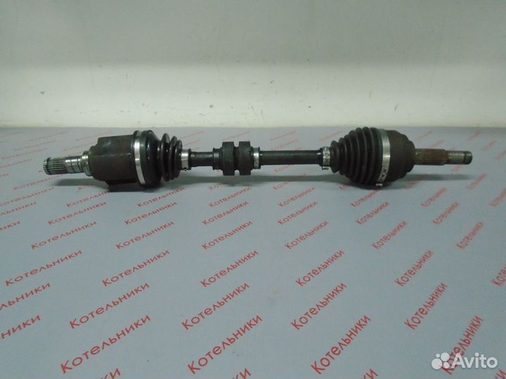 Nissan 39101-9U005 Вал приводной левый