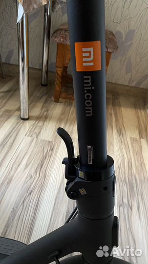 Электросамокат Xiaomi Mi Electric Scooter 1S