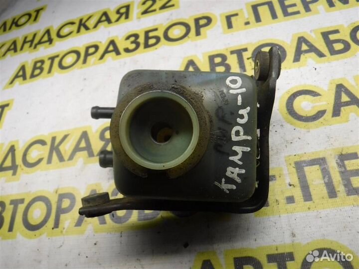 Бачок гидроусилителя Toyota Camry XV10 1991-1996