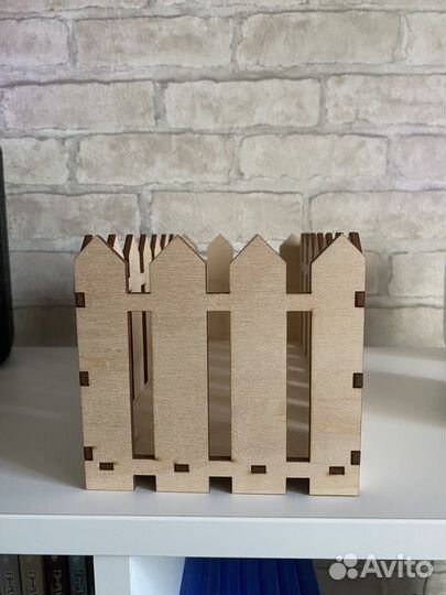 Деревянный ящик