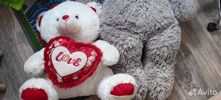 Плюшевый медведь