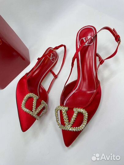 Туфли женские Valentino