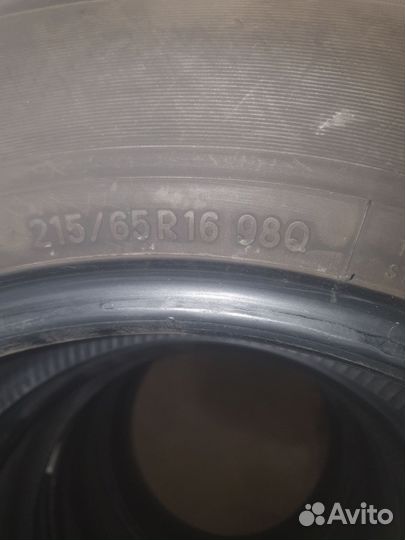 Toyo Ice Frontage 215/65 R16