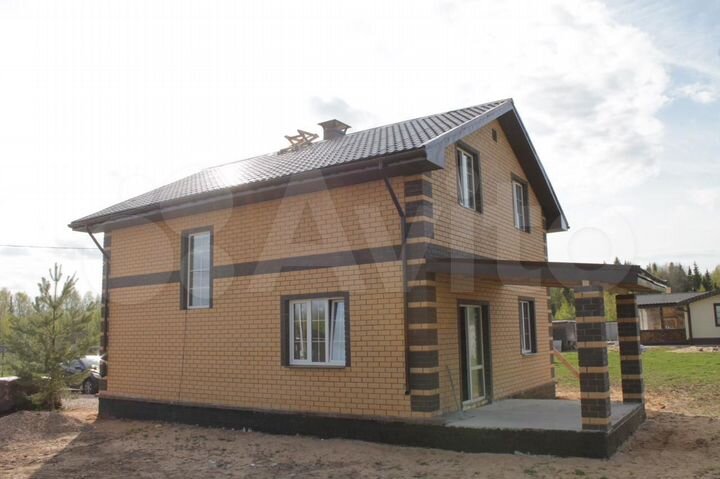 Коттедж 141,2 м² на участке 10 сот.