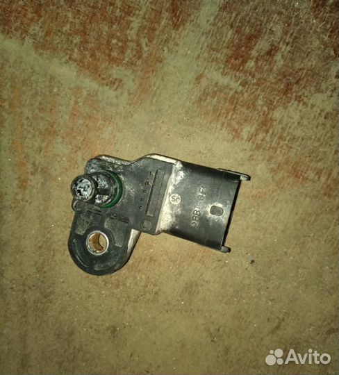 Датчик давления наддува Mercedes Benz