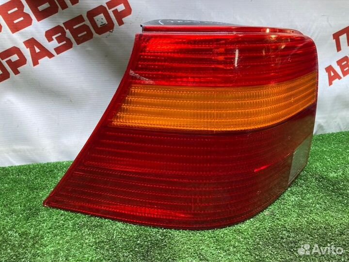 Фонарь Volkswagen Golf 4 1997-2005