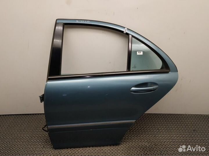 Дверь задняя левая Mercedes-Benz C-Класс