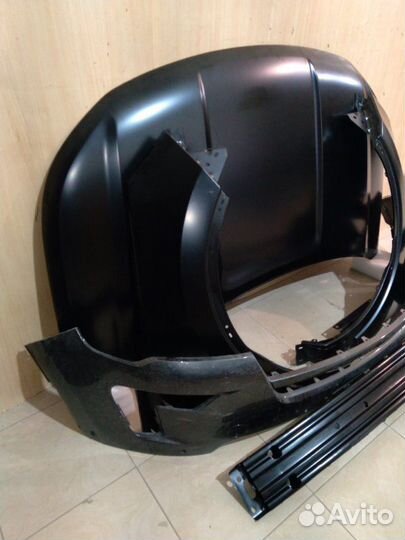 Передняя часть передняя Ford Explorer 5 U502 2020