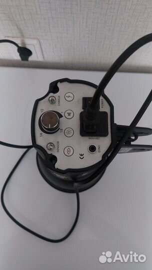 Фотовспышка Raylab Axio2 RX200