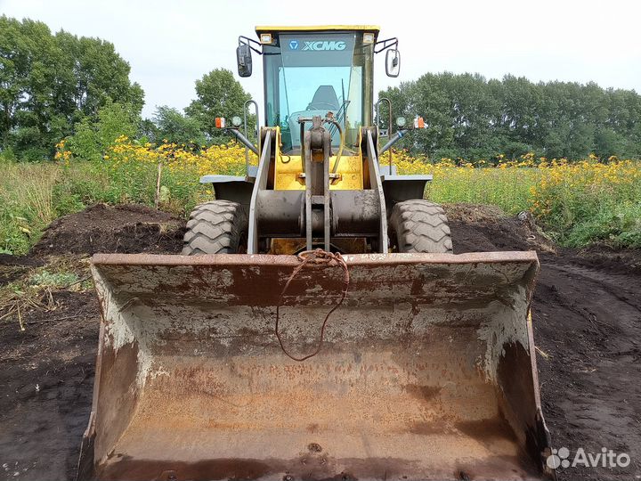 Фронтальный погрузчик xcmg