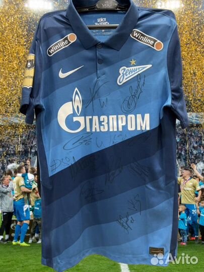 Джерси, автографы фк Зенит: Дзюба (Ловрен), Халк