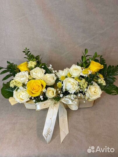 Цветы в корзине