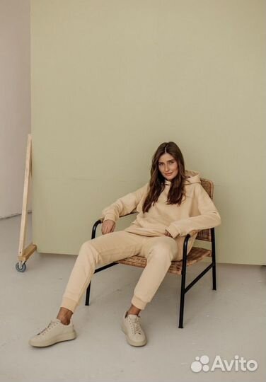 Спортивный костюм женский