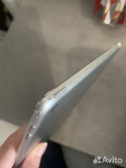 iPad mini 4 16gb сейчас на доставке