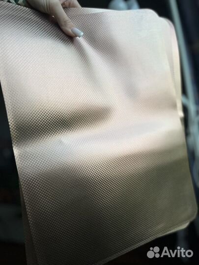 Салфетки сервировочные медного цвета