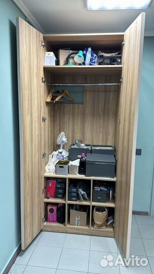 Шкаф двухдверный